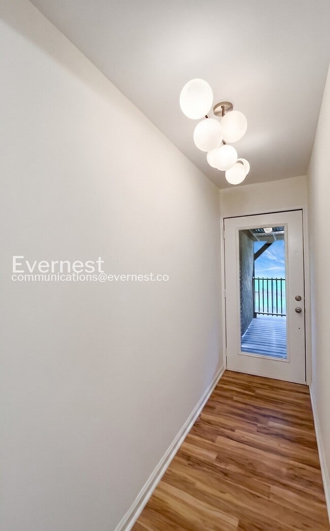 Photo - 4017 Meadow Rd