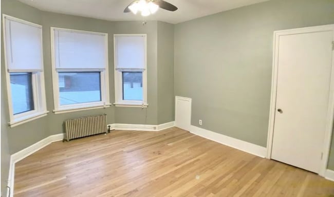 939 College Ave Unit 4