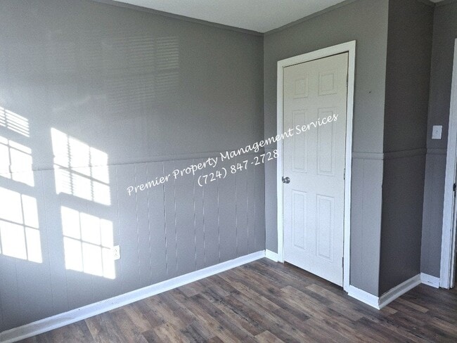 Photo - 189 Grandview Ave