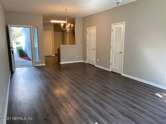 Photo - 1109 Southern Mill Ct