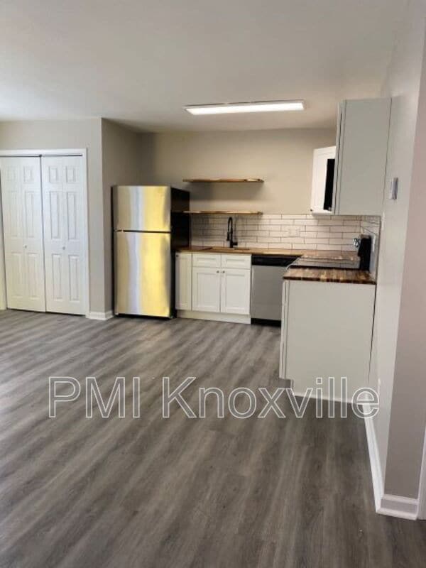 Photo - 123 Ingersoll Ave Unit Apt 9
