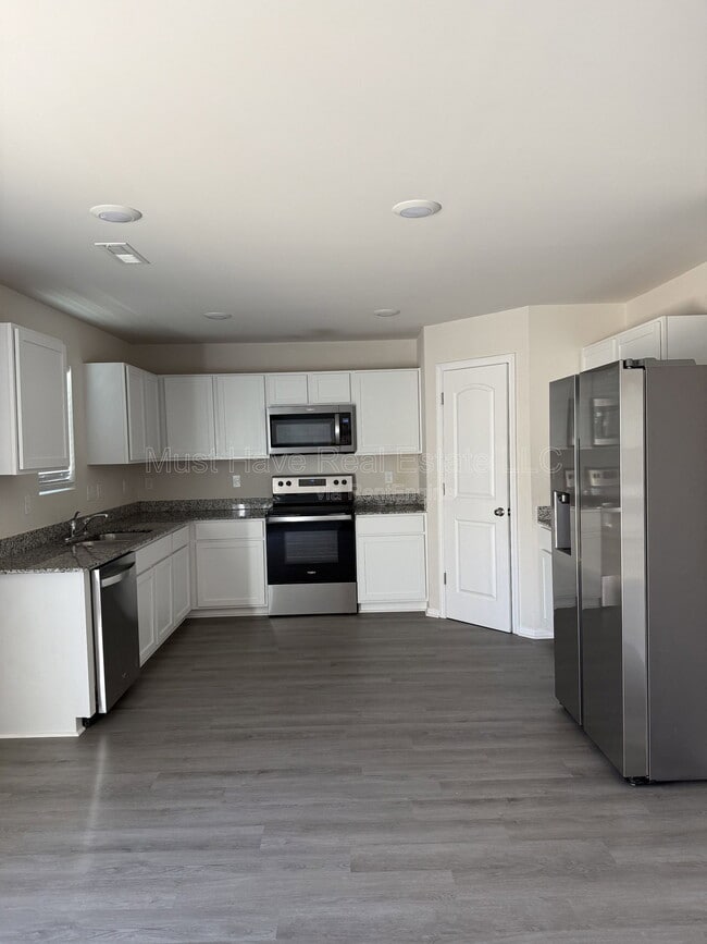 Photo - 4814 Stone Dr