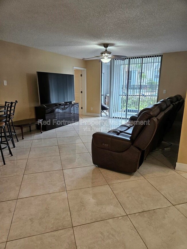 Photo - 13571 Eagle Ridge Dr Unit Apt 1314