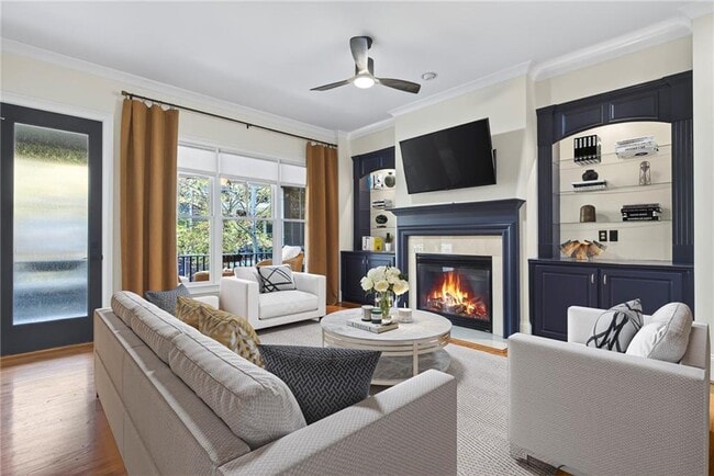 Photo - 395 Laurent St NW