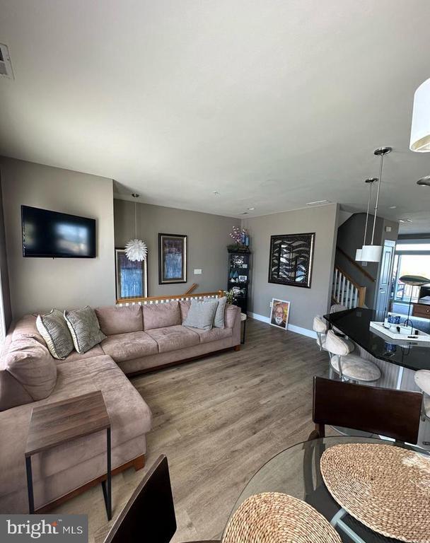 Photo - 13009 Bowline Ln