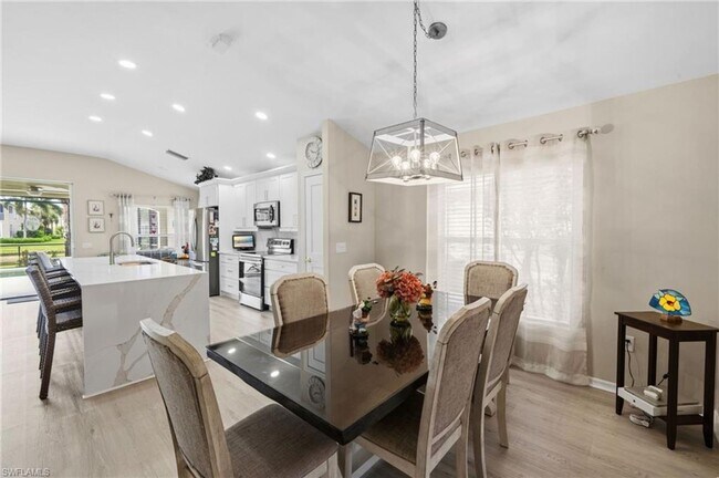 Photo - Rarely available Pool villa in Colonial Country Club!