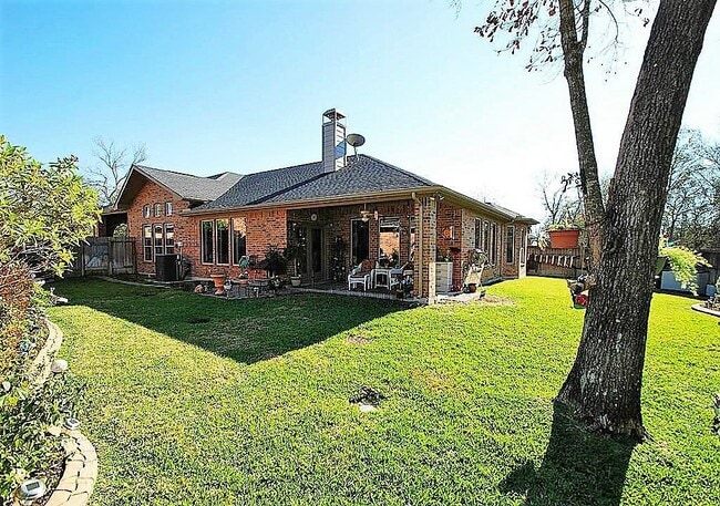 Photo - 3810 Rose Grove Ln