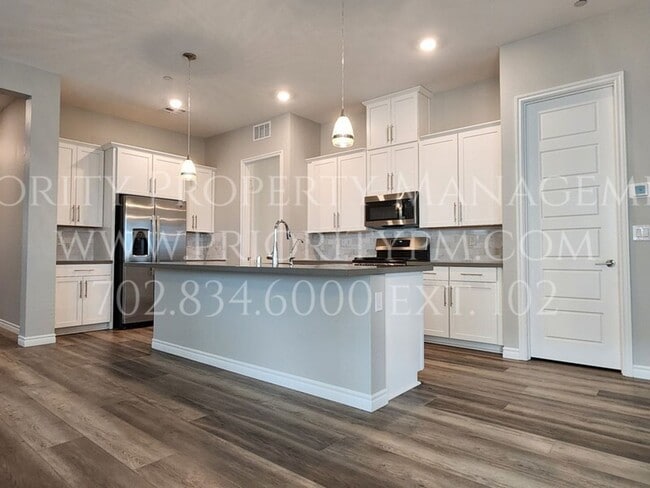 Photo - 254 Tallis Hills Ave