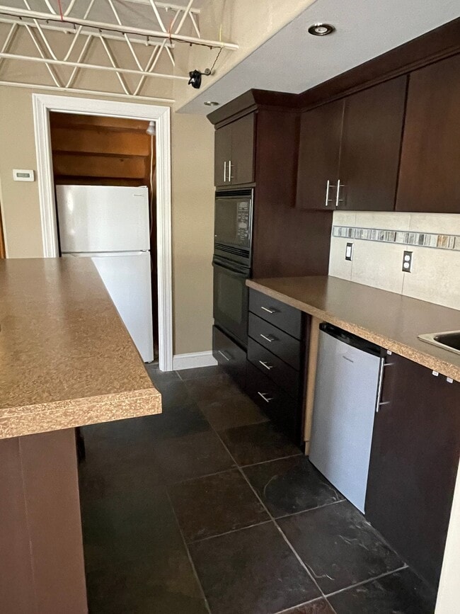 Photo - 421 Senter Dr