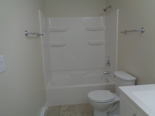 115 N Essington Rd Unit 10