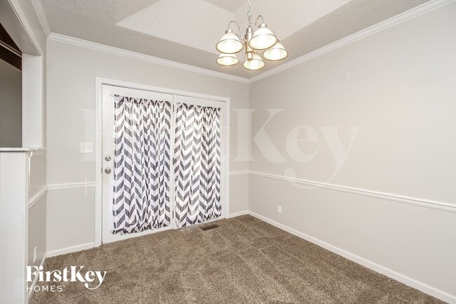 Photo - 1715 Regency Dr