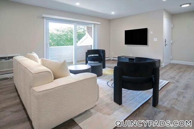 Photo - 75 Presidential Dr Unidad 4