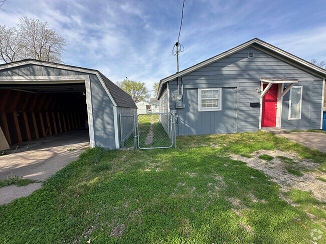 Building Photo - 405-2 Benham Ave Rental