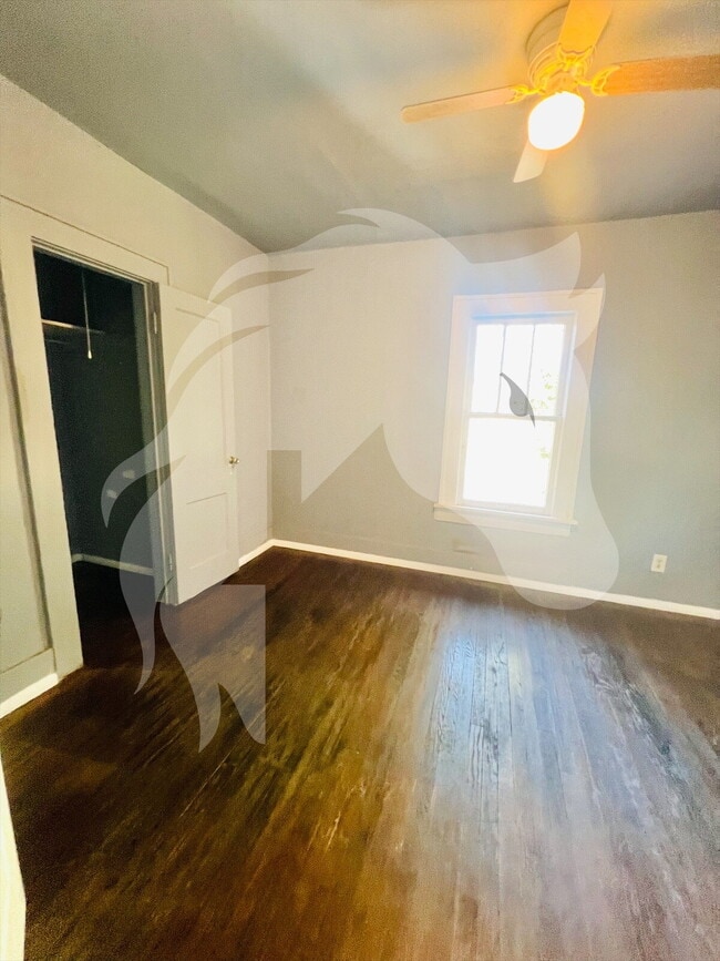 Photo - "Charming 1-Bedroom Retreat with Gleaming ...