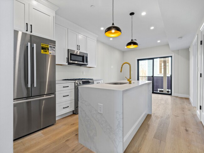 Photo - 46 Woodward St Unit 2