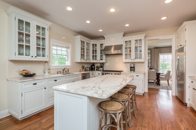 Photo - 14 Spinnaker Way