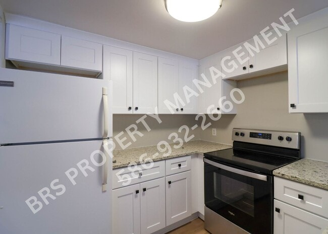 Photo - 1 Bed, 1 Bath House In Rochester Hills