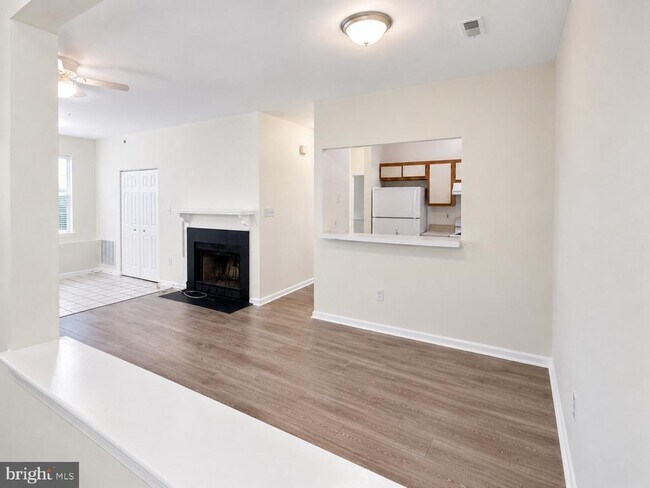 Photo - 604 Moonglow Rd Unit 102