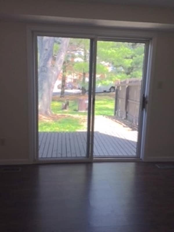 Photo - 167 Scott Ln