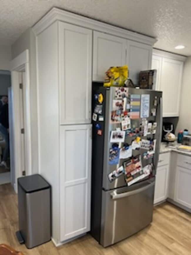 Photo - Rent: 3 bed unit 2 Bath