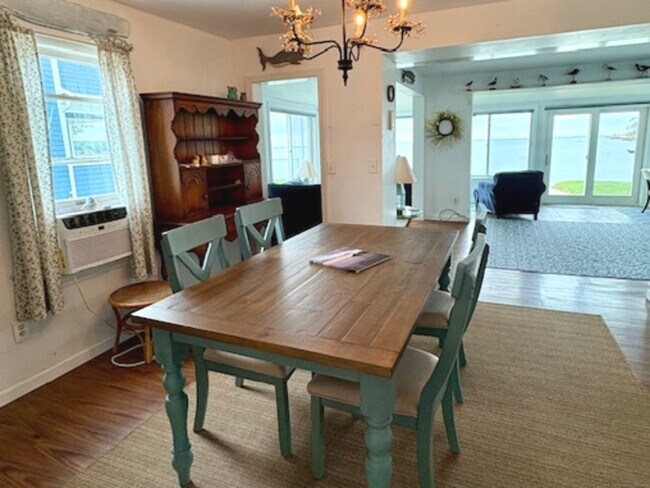 Photo - 15 Beckett Ave