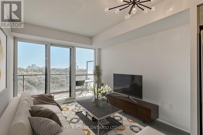 Photo - 26 Gibbs Rd Unité 832