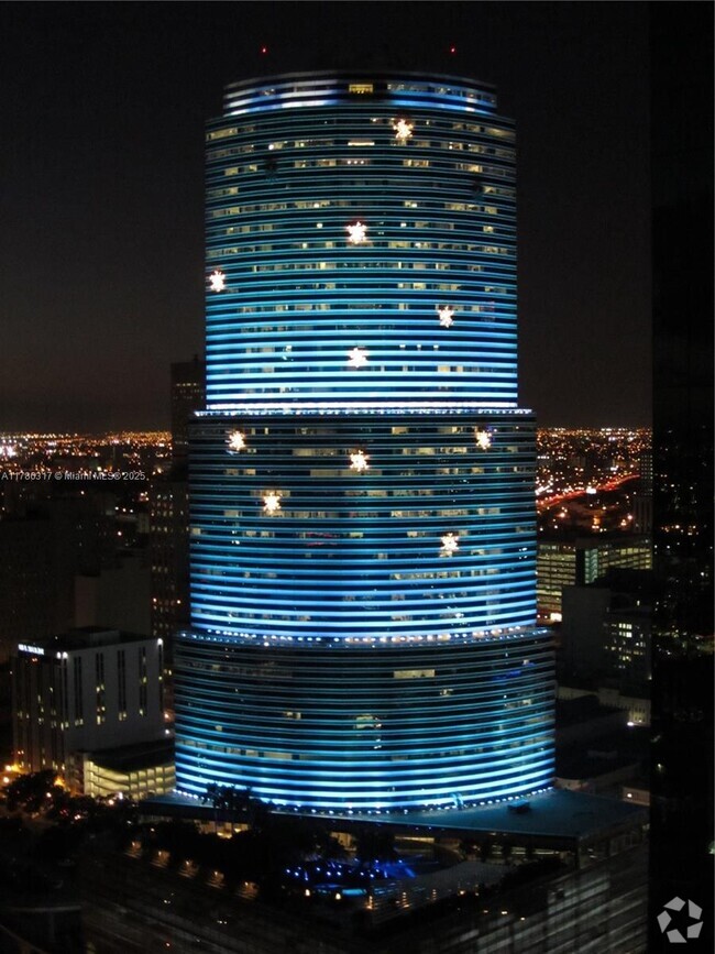 Building Photo - 200 Biscayne Blvd Way Unit 3809 Rental