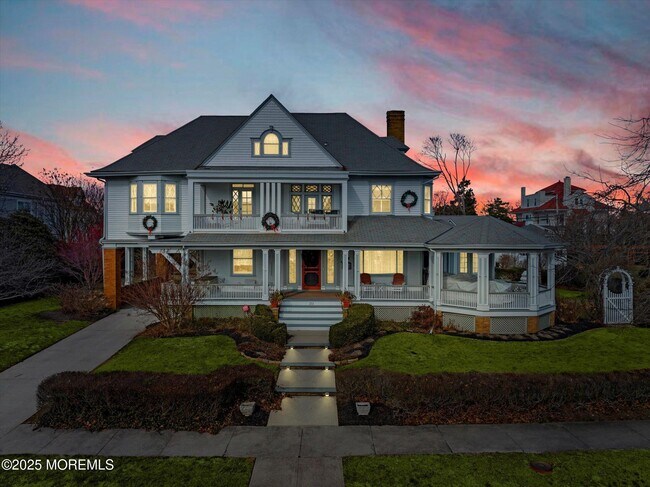 Photo - 211 Cedar Ave