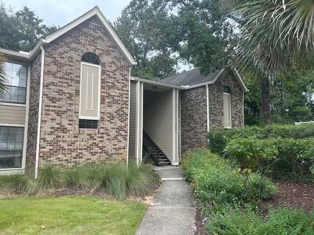 Building Photo - 1866 Montclair Dr Rental