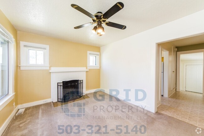 Building Photo - Charming 2 Bedroom Home in Mt Scott Arleta!