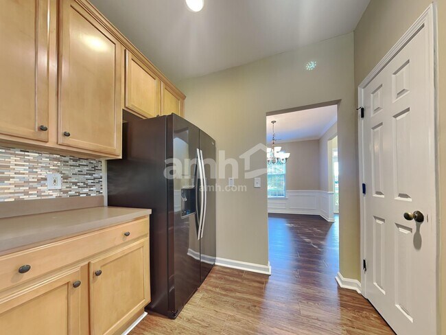 Photo - 173 Largess Ln