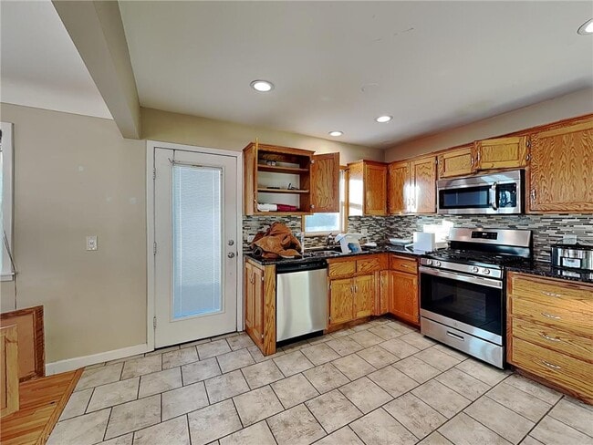 Photo - 4010 Monroe St NE