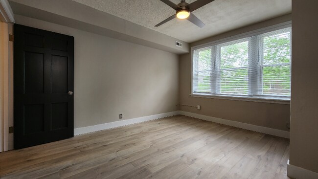 7512 Cromwell Dr Unit 3rd fl