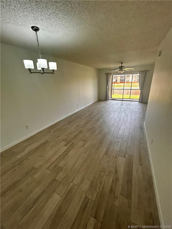 Building Photo - 3111 SE Aster Ln Unit 1702