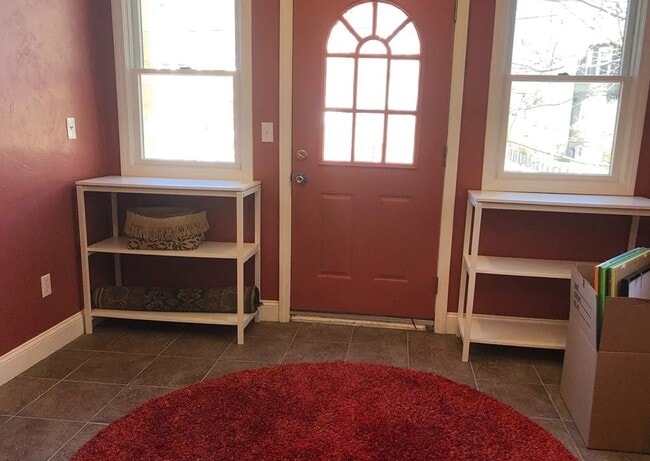 Photo - 124 Bynner St Unidad #1