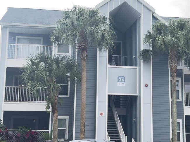 Building Photo - 2504 Grassy Point Dr Unit 202