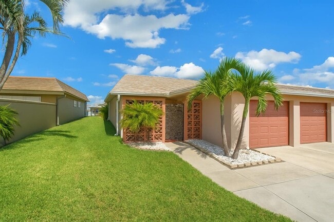 Photo - 433 Boca Ciega Point Blvd S