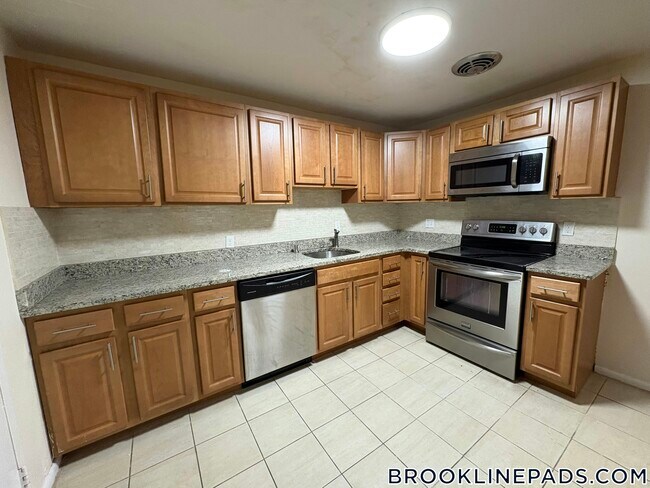 Photo - 110 Babcock St Unit 21