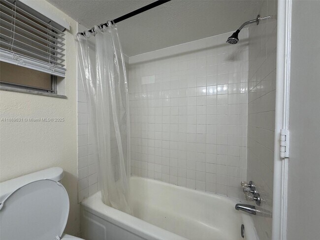 Photo - 1300 Moffett St Unit 308