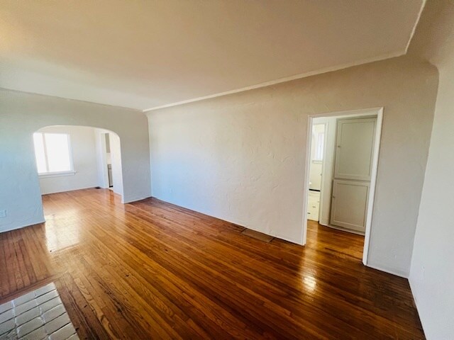 Photo - 4766 Point Loma Ave