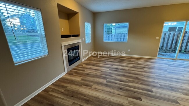 Photo - 3 BD I 2.5 BA Home - Fairview