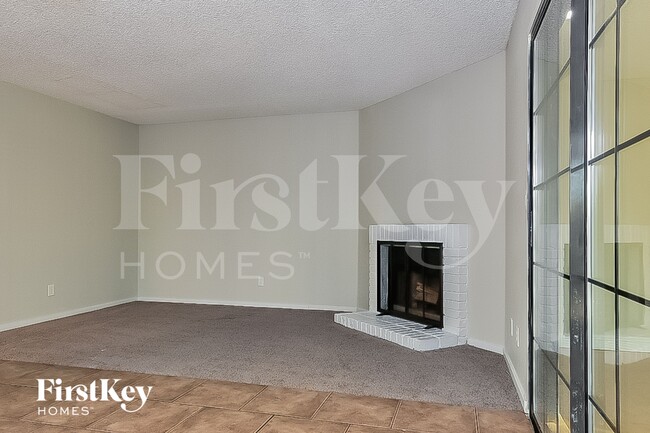 Photo - 1335 Clagett Ln
