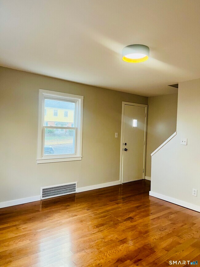 Photo - 10 Baltic St Unidad 12