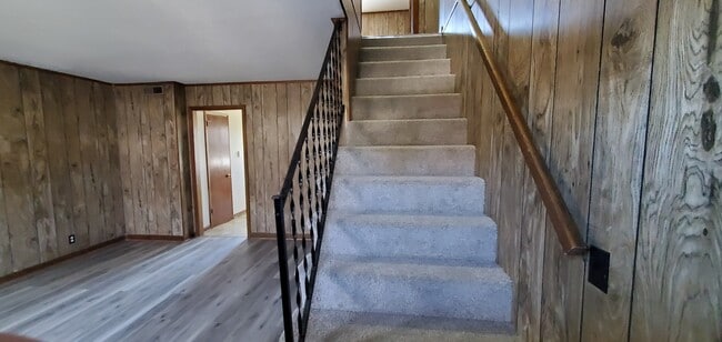 Photo - 112 Victor Reiter Pky Unit 20