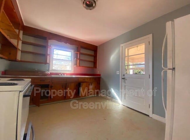 Photo - 18 Bagwell Cir