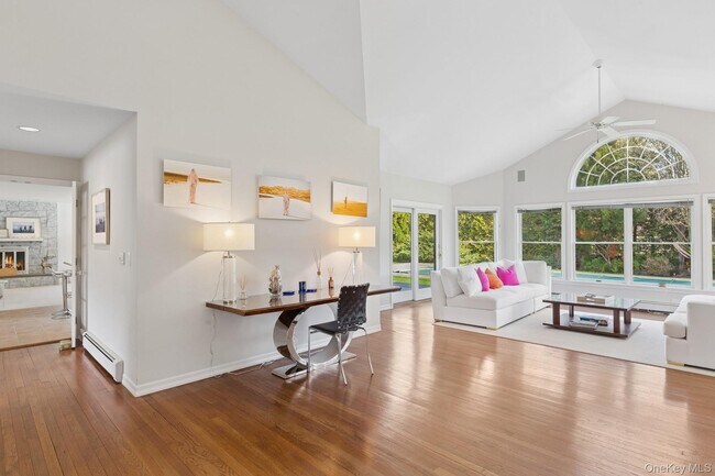 Photo - 8 Niamogue Ln