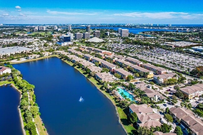 Photo - 880 Millbrae Ct