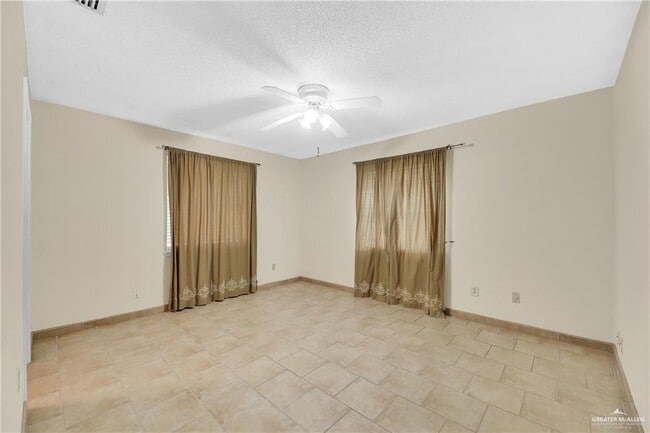 Photo - 17 S 15th St