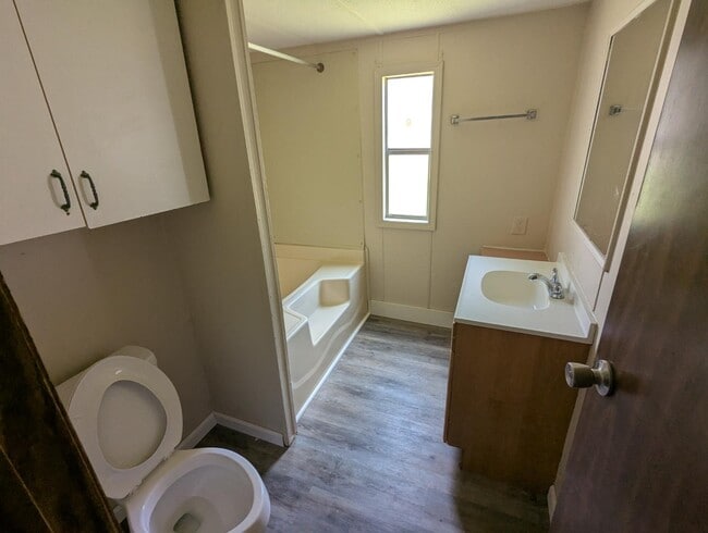 Photo - 113 Goheels Dr
