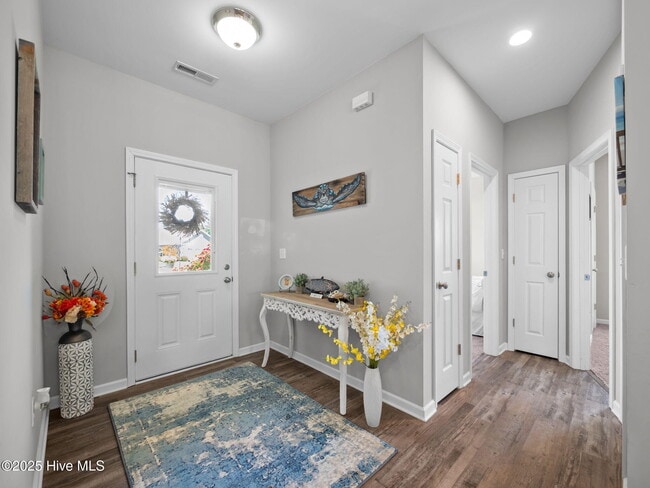 Photo - 512 Hazelwood Dr